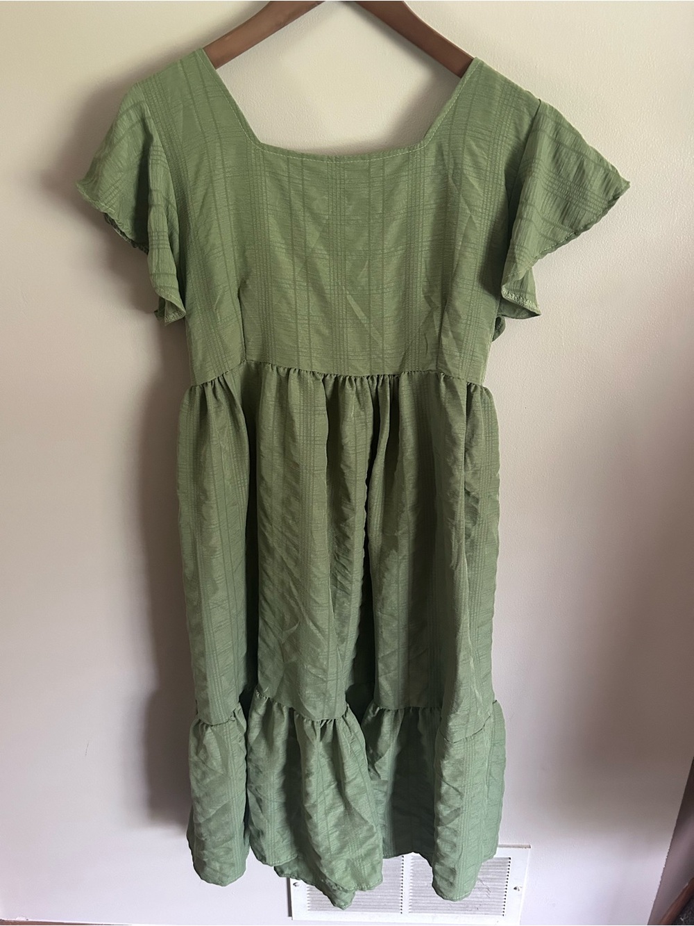 Green Flutter Sleeve Tiered Dress